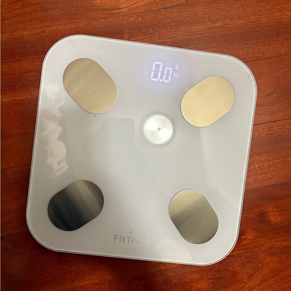 FitTrack Digital Body Scale